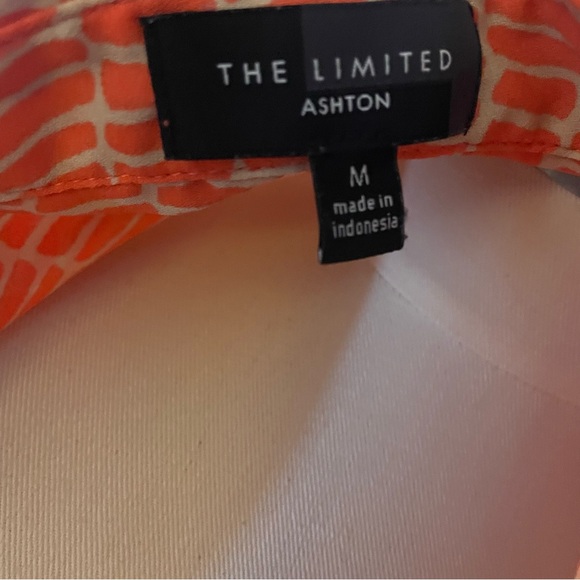 The Limited Ashton Coral Geometric Print Blouse Size M Button Front Long Sleeve - Picture 10 of 10